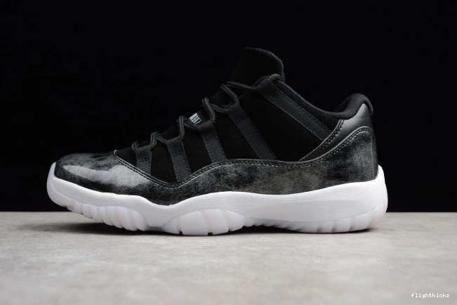 528895-010 Low Jordan 11 